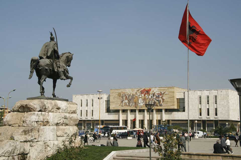 Tirana - Nemzeti múzeum